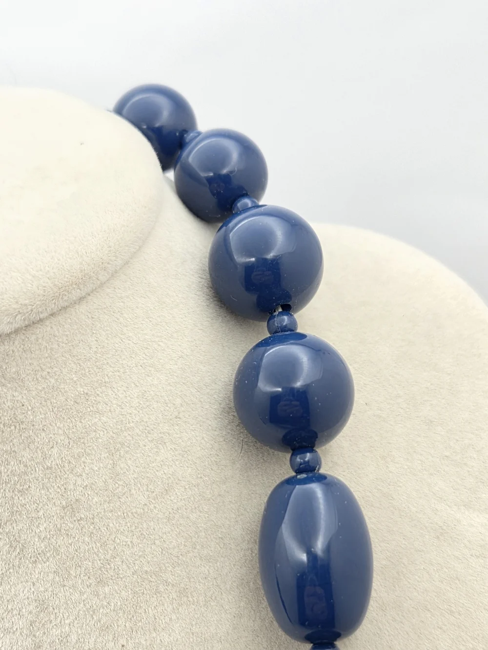 Navy Blue Chunky Resin Bead Necklace 24.5